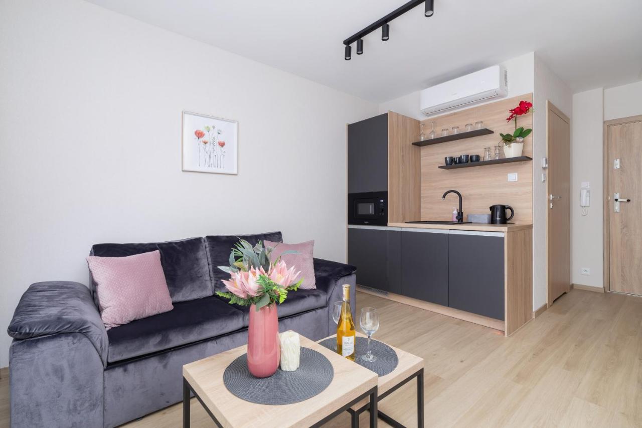 Modern Apartment Srodmiescie Krakow By Noclegi Renters Buitenkant foto